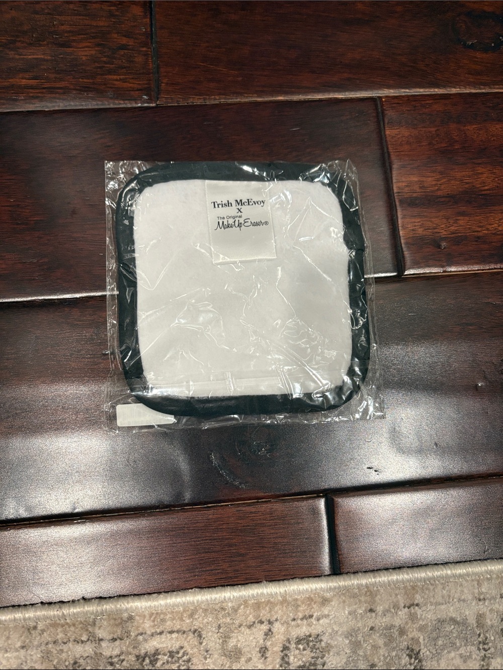 Trish McEvoy White and Black Makeup Remover Cloth
